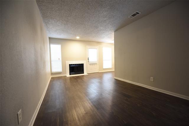 Foto del edificio - 4502 Gaston Ave