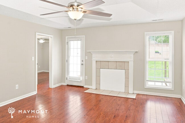 Foto del edificio - 112 Hayloft Ct
