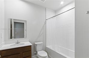 Foto del edificio - Raspberry Road, Fort Pierce, FL 34981 - 3 BR 2 BA single-family home