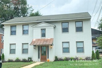 Building Photo - 1231 Riverside Dr Building Photo - 1231 Riverside Dr