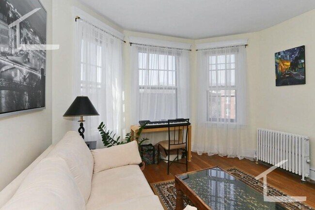 Foto del edificio - 66 Strathmore Rd