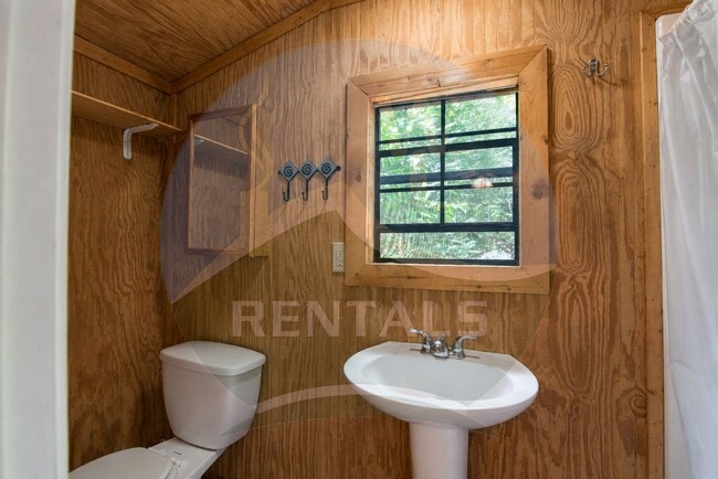 Building Photo - 108 Loveland Vis