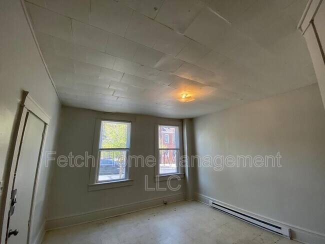 Foto del edificio - 345-345 S Queen St