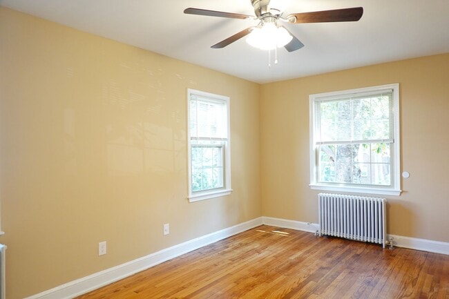 Building Photo - 310 Domer Ave