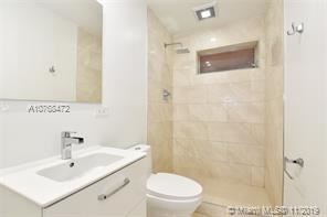 Building Photo - 3 br, 2 bath House - 4900 SW 94th Ct