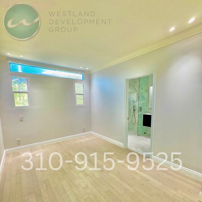 Foto del edificio - 12409 Greene Ave