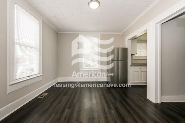 Foto del edificio - 327 Alford St