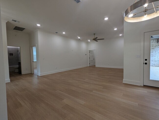 Foto del edificio - New Construction Home in Pleasant Grove