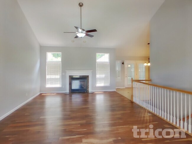 Building Photo - 4331 Clearbrook Ln