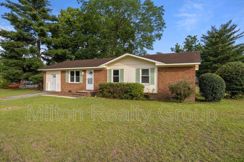 Primary Photo - 54 Rolling Springs Dr