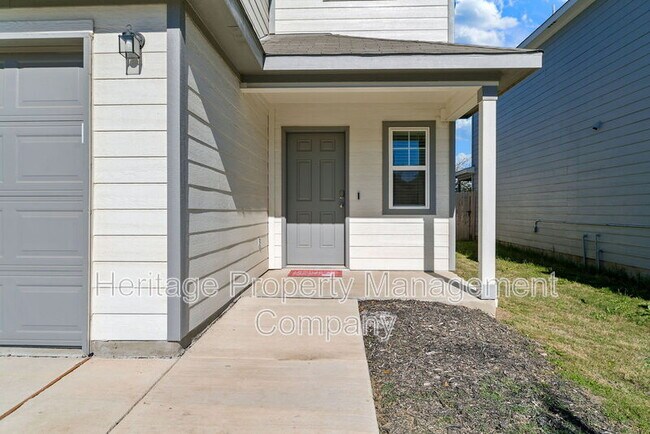 Building Photo - 13721 Crossbow Rdg