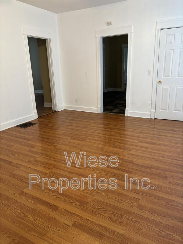 Building Photo - 845 N 7th St