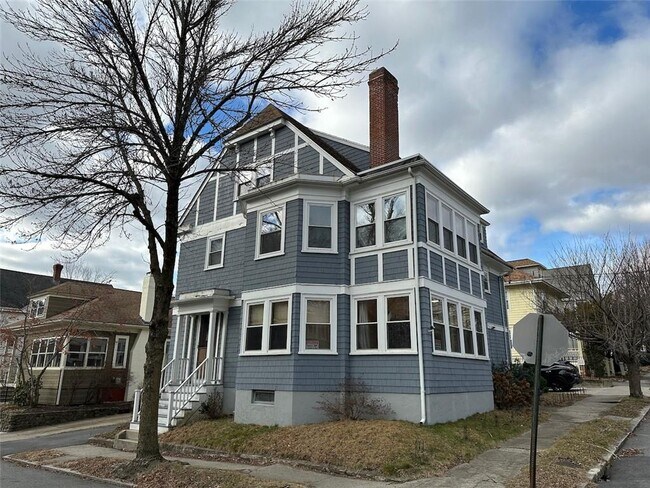 Foto del edificio - 460 Morris Ave
