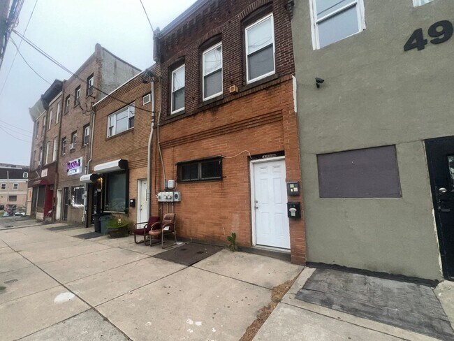 Foto del edificio - 4914 Lancaster Ave