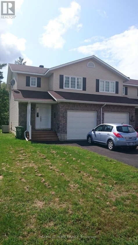 Primary Photo - 2097 Sandstone Crescent