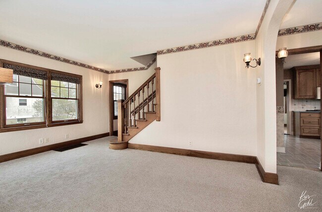 Building Photo - 44 McKinley Ave