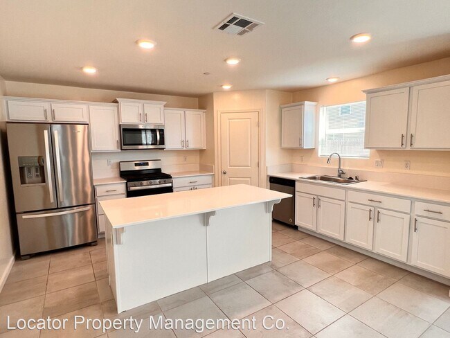 Building Photo - 5 br, 4 bath House - 5831 Mardal Ave
