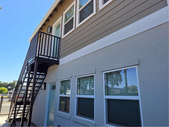 Foto del edificio - 2 bed 1 bath - Brand New Never Been Lived