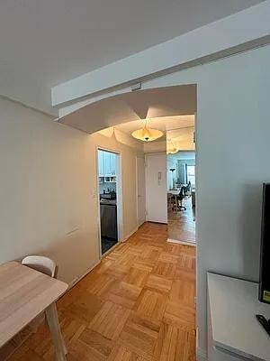 Building Photo - 288 Lexington Ave