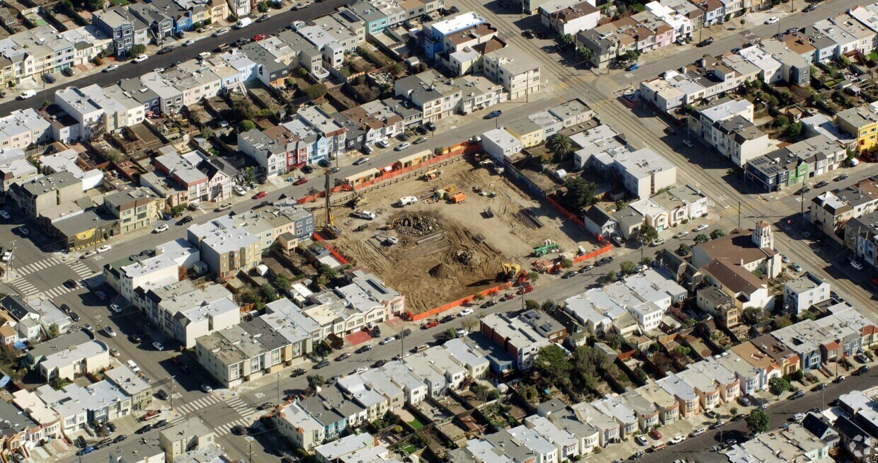 Foto aérea - Shirley Chisholm Village