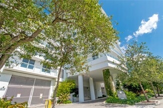 Building Photo - 4250 Biscayne Blvd