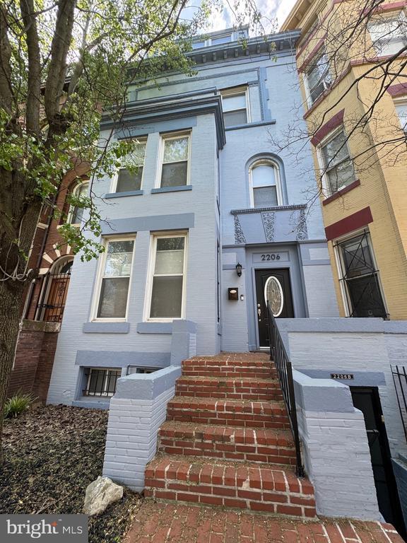 Foto principal - 2206 1st St NW
