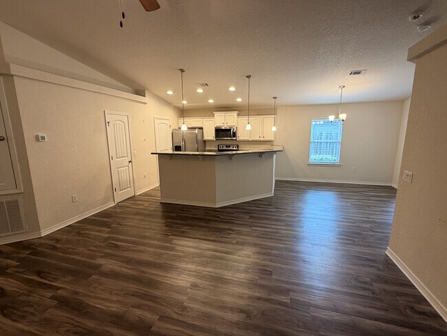 Foto del edificio - 4957 Wabash Pine Ct