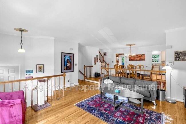 Foto del edificio - 6861 Williamsburg Pond Ct