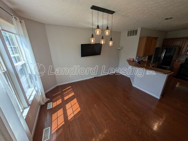 Foto del edificio - 33317 Fairport Dr