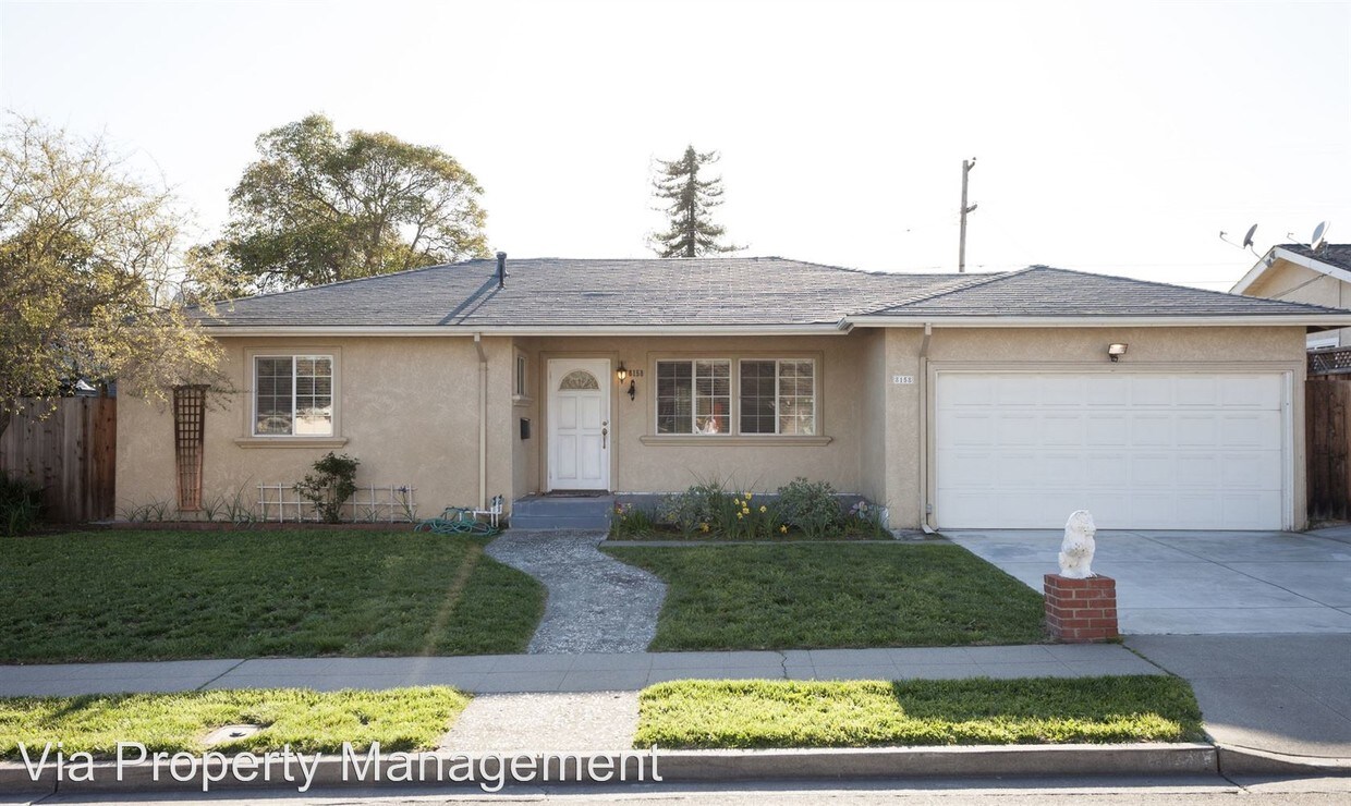Primary Photo - 8158 Tamarack Dr