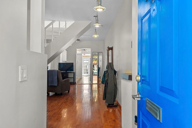 Photo - 1357 E St SE Townhome