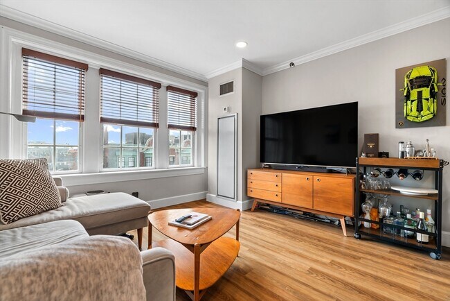 Foto del edificio - 534 Beacon St