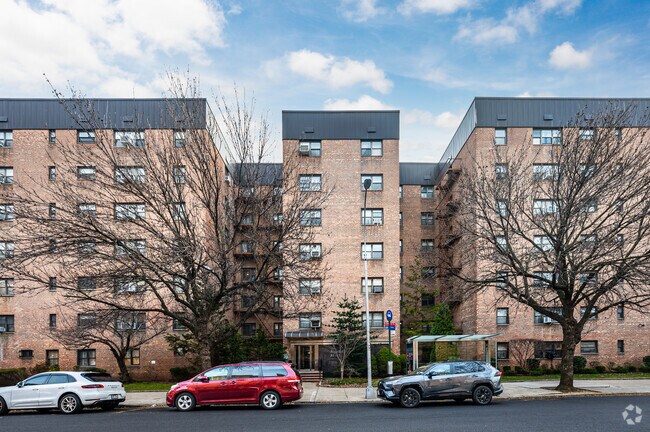 Building Photo - 3165 138th St