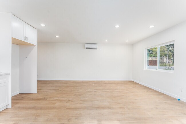 Building Photo - 2960 W Avenue 35
