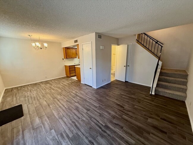 Building Photo - Cozy 2 Bedroom Chandler Condo