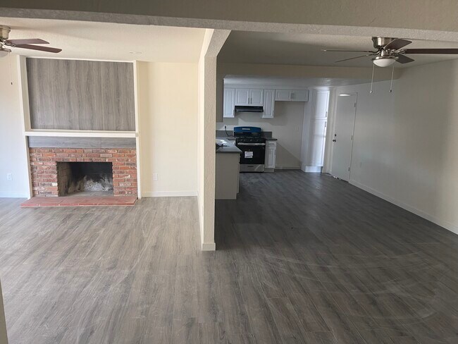 Building Photo - 21101 Neuralia Rd