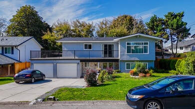 Building Photo - 7395 Minster Dr S