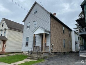 Building Photo - 923 Churchill Ave