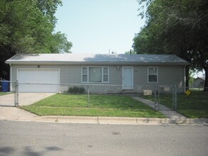 Building Photo - 1200 W 20th St