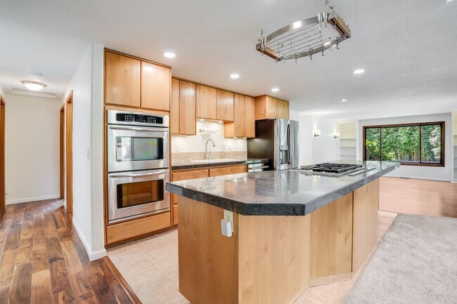 Foto del edificio - Beautiful 3 Bed, 2 Bath Rental Home in Sun...