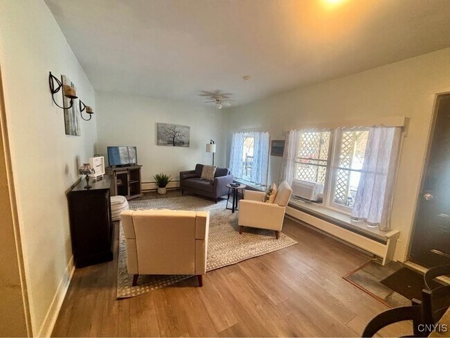 Foto del edificio - 9080 NY-289