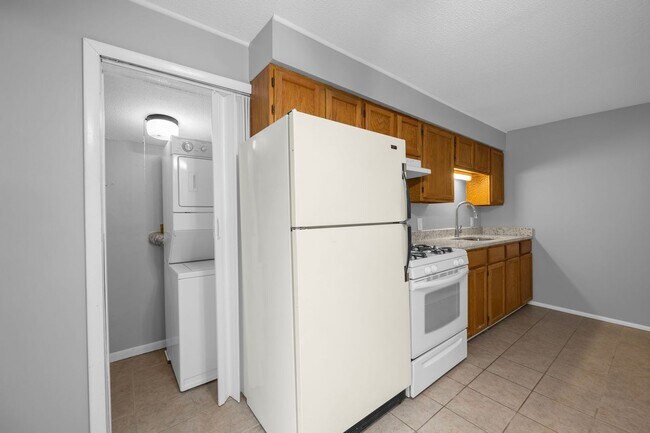 Foto del edificio - Two Bedroom One Bath Ranch Duplex in Batavia