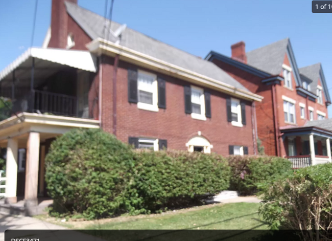 Building Photo - 3725 Brighton Rd