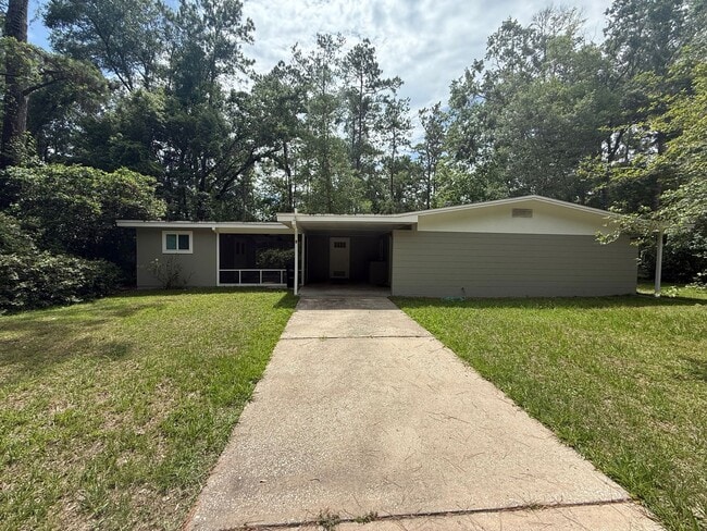 3/2 in Fernwood Manor-FULLY FURNISHED - 3/2 in Fernwood Manor-FULLY FURNISHED House