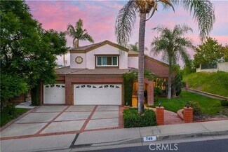 Building Photo - 746 Arabian