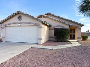 Building Photo - 14203 N 150th Ave