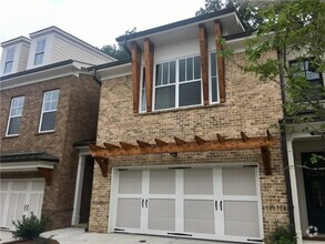 Building Photo - 5240 Cresslyn Rdg