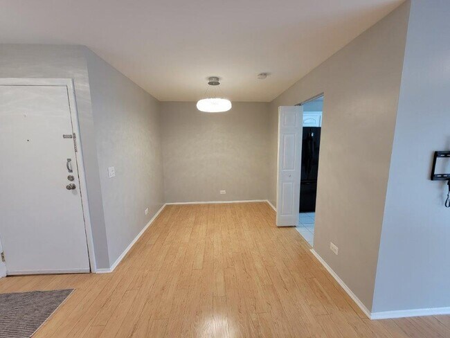 Foto del edificio - 239 Hawthorne Ct