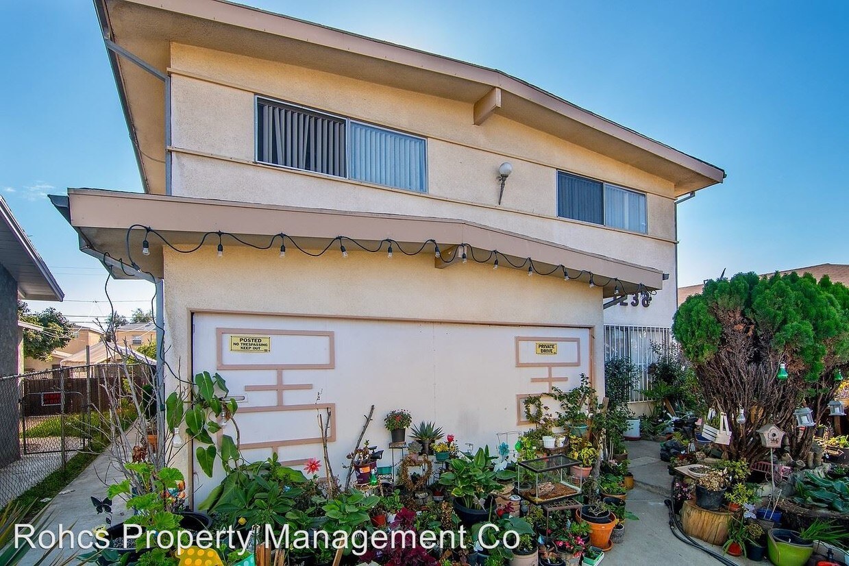 Foto principal - 1238 W 87th St