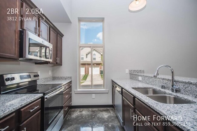 Building Photo - 3812 Dylan Pl